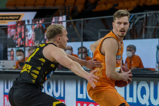 重新点燃那 重新点燃那