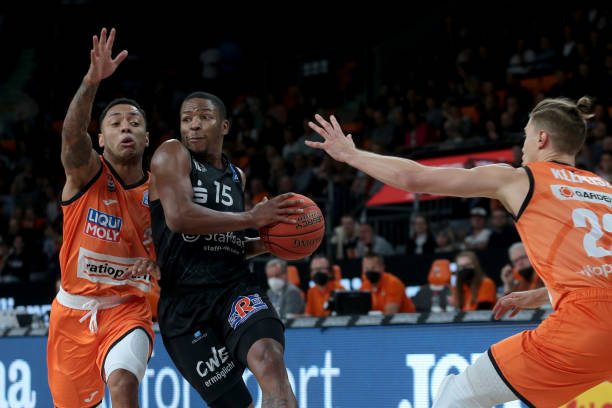 每一个潜在 每一个潜在