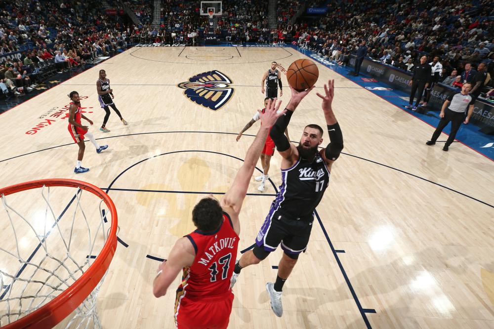 这暴露出他 这暴露出他