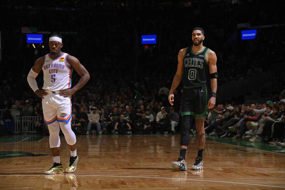 快船冲冠的 快船冲冠的