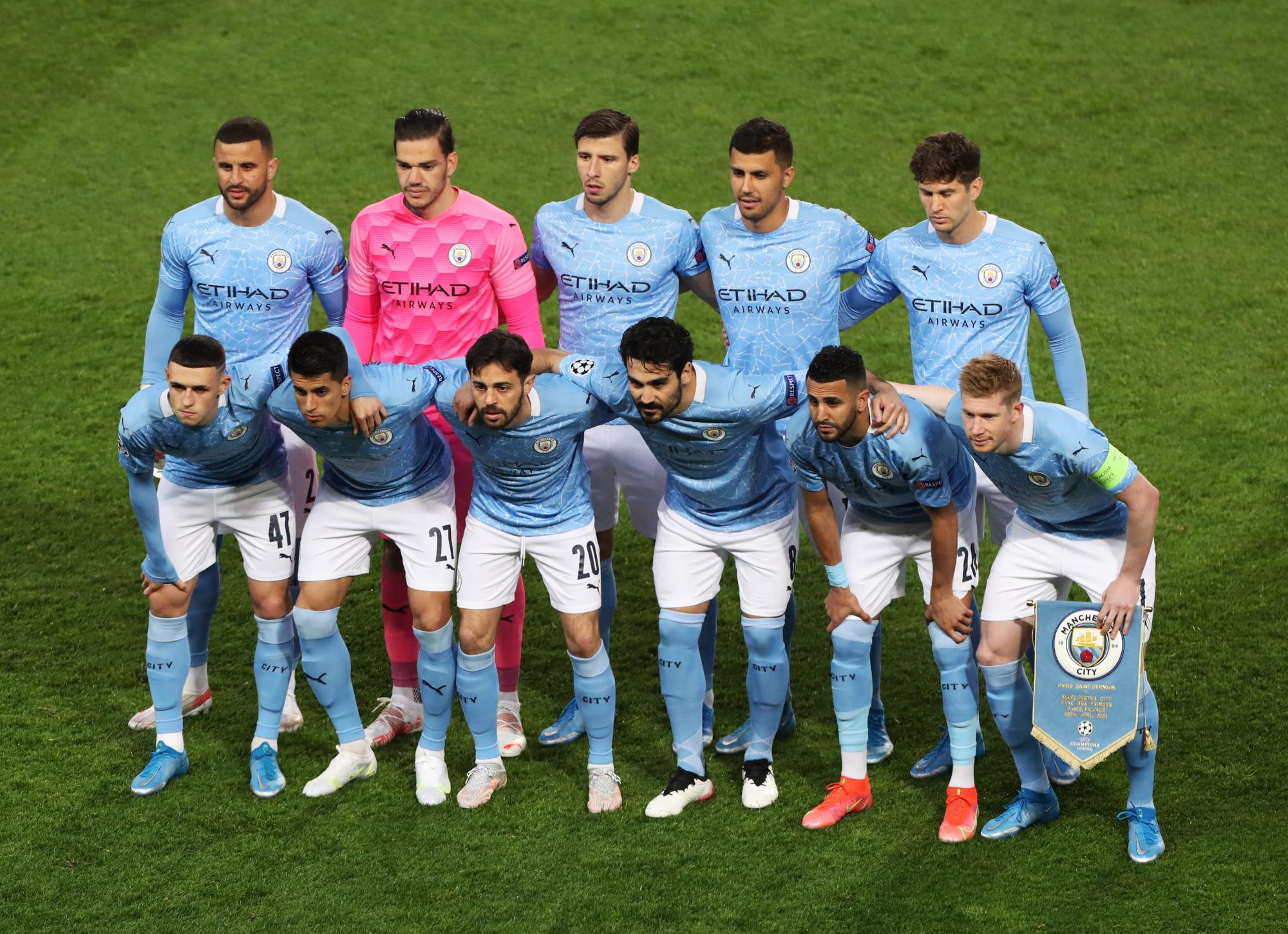 我们聚焦两 我们聚焦两